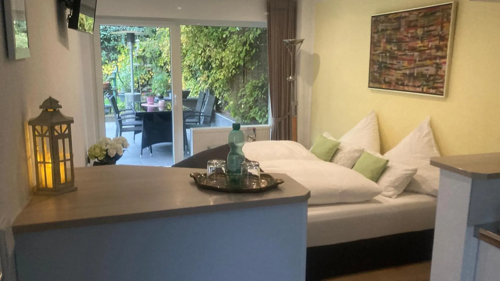 Auszeit Naehe Airport Apartment Rosrath